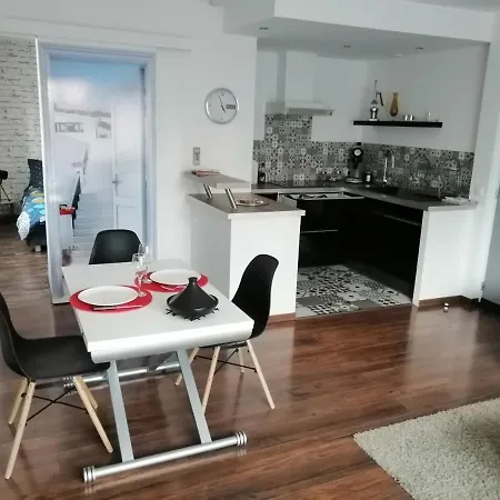 La Maison De 6fran 1 Calme Et Spacieux Ambiance Familiale Apartment Valros
